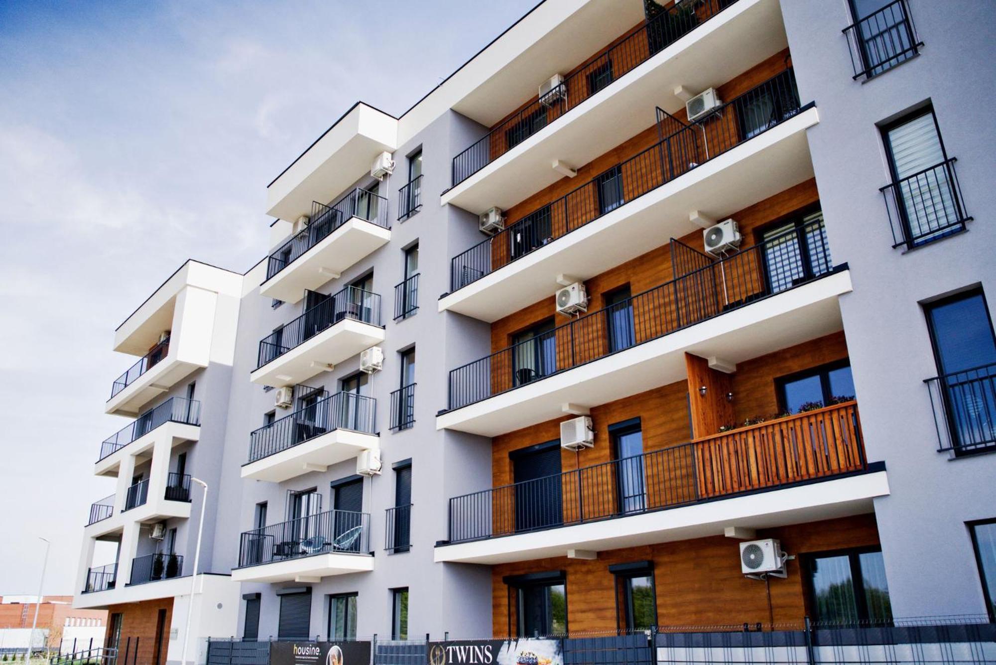Apartament J&W Z Balkonem Apartman Zator Kültér fotó